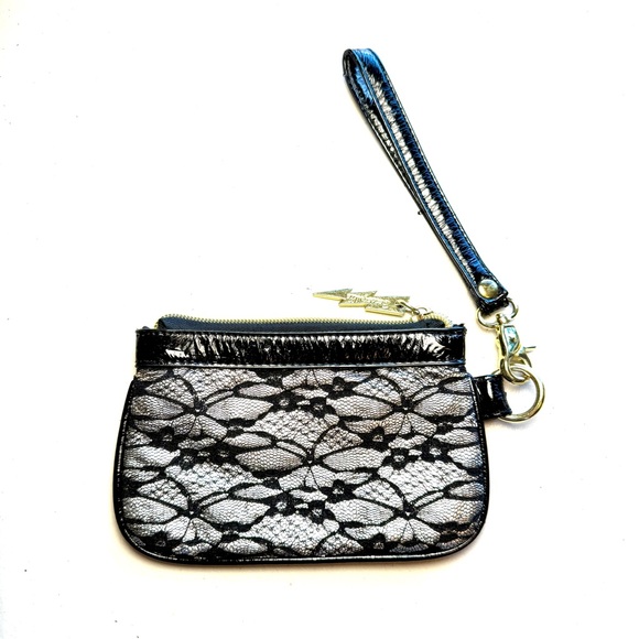 Betsey Johnson Black Gold Patent Lace with Stud Detail Zip Wristlet Betseyville - Picture 4 of 7